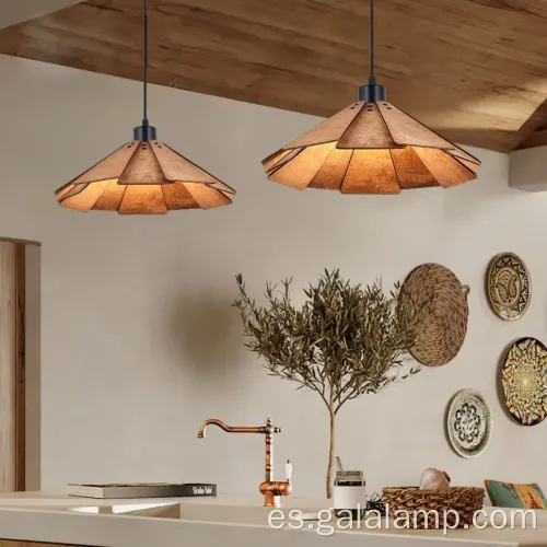 'Elegante luz colgante de madera japonesa para salas de té'